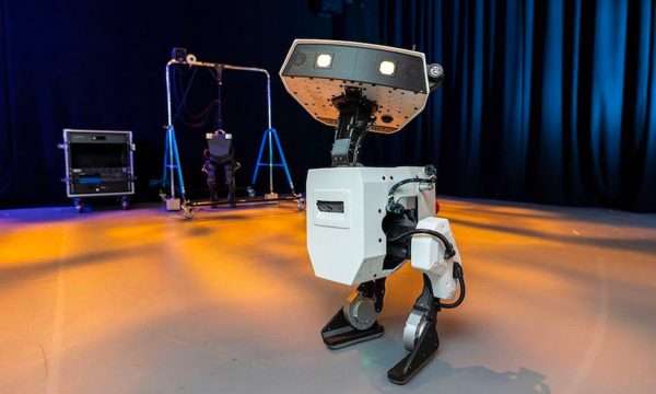 Boston Dynamics fait danser ses robots sur de la K Pop pour célébrer