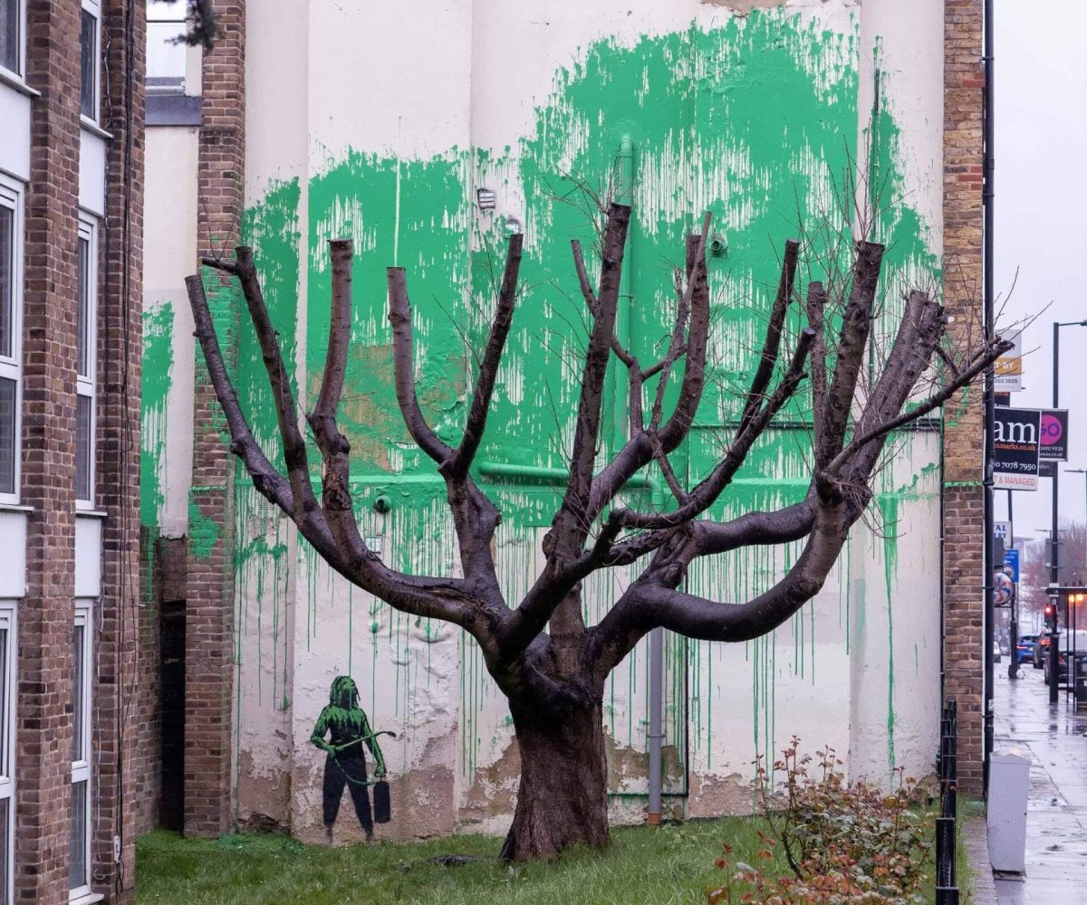 Banksy dénonce le greenwashing dans un nouveau street art cinglant