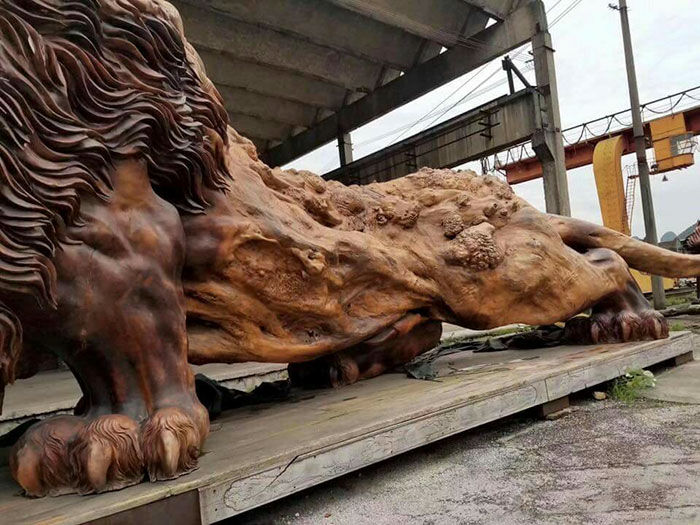 La plus grande sculpture sur bois du monde
