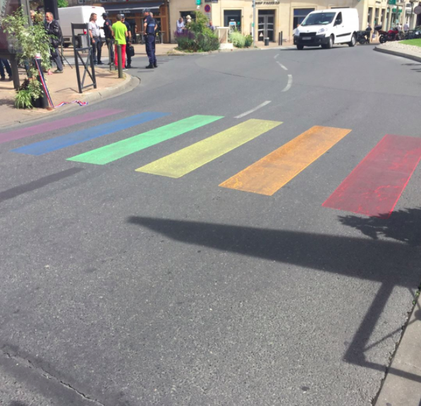 Un passage piéton LGBT pour lutter contre l'homophobie à Périgueux