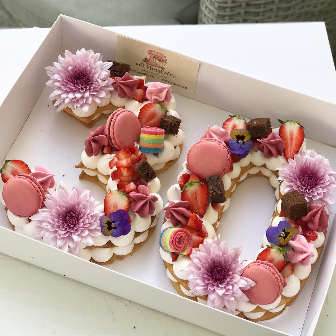 Adi Klinghofer est la reine des gâteaux d'anniversaire sur Instagram