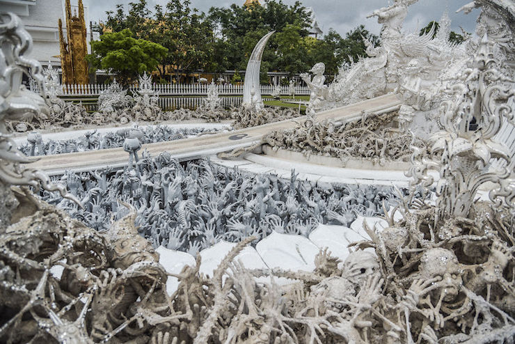 In Thailand, this unique temple in the world is the perfect mix between Heaven and Hell