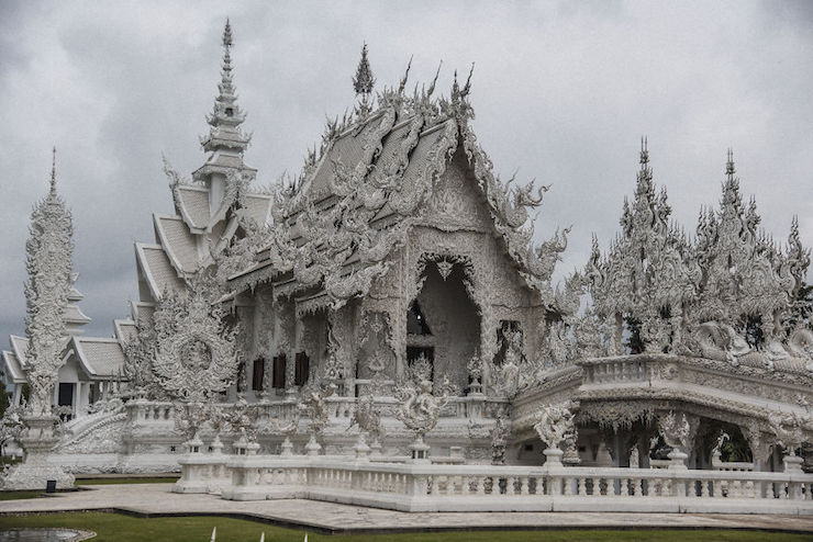 In Thailand, this unique temple in the world is the perfect mix between Heaven and Hell