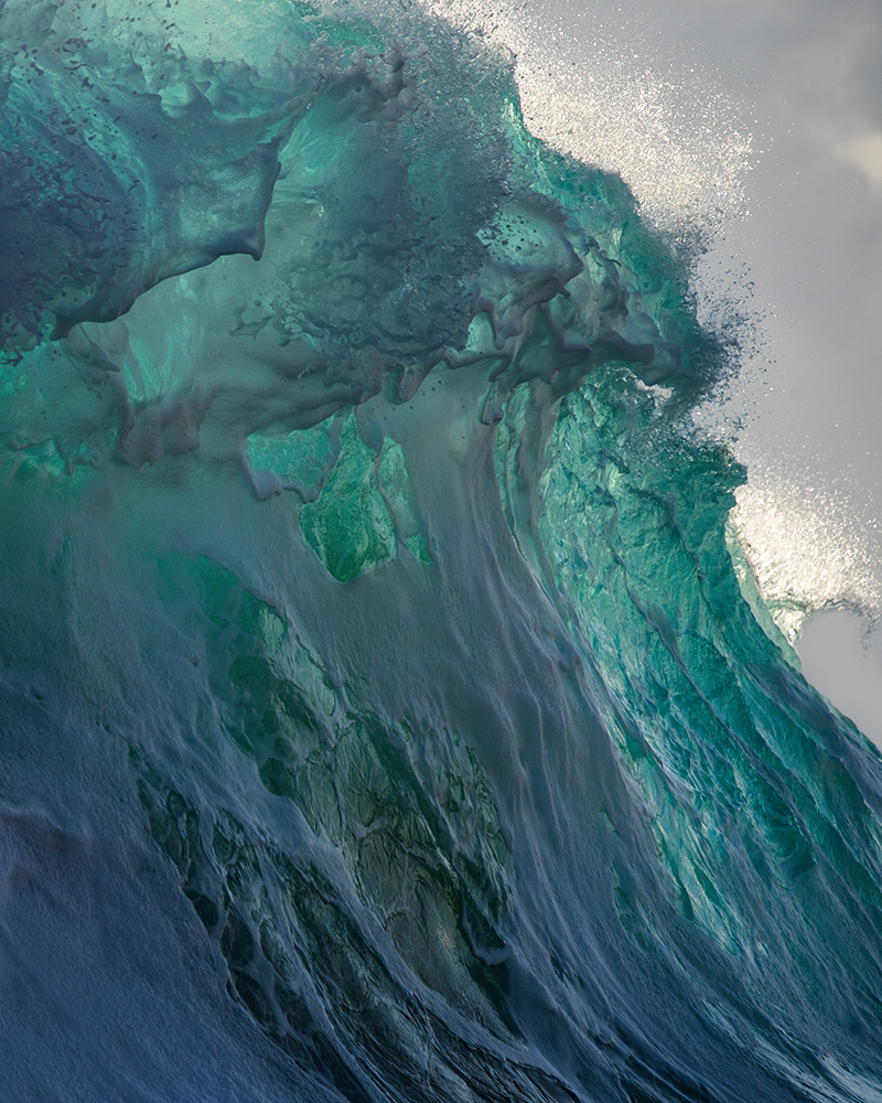 Le photographe Ray Collins rend hommage à la beauté des vagues avec des clichés envoûtants ! By  Claire L. Ray-collins-photographies-vagues-ocean-12