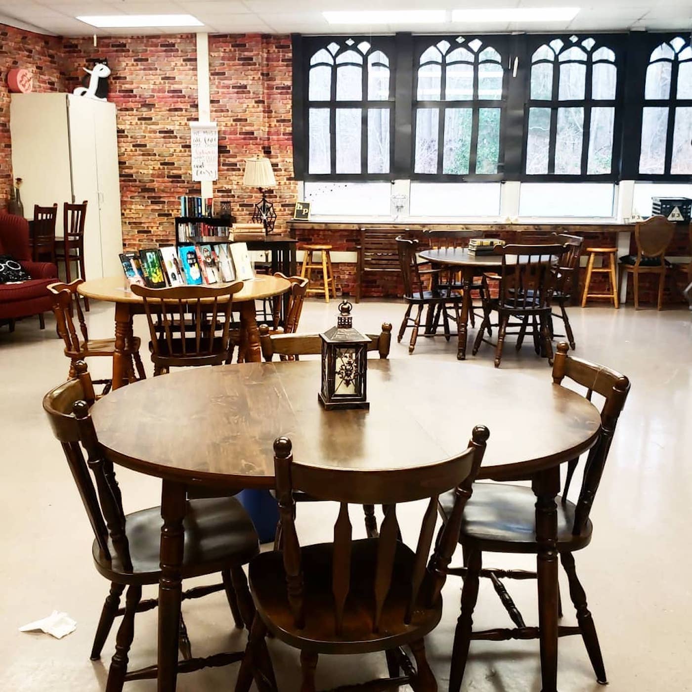 Pour la rentrée, cette prof d'anglais surprend ses élèves en décorant sa classe façon Harry Potter Pour la rentrée, cette prof d'anglais surprend ses élèves en décorant sa classe façon Harry Potter