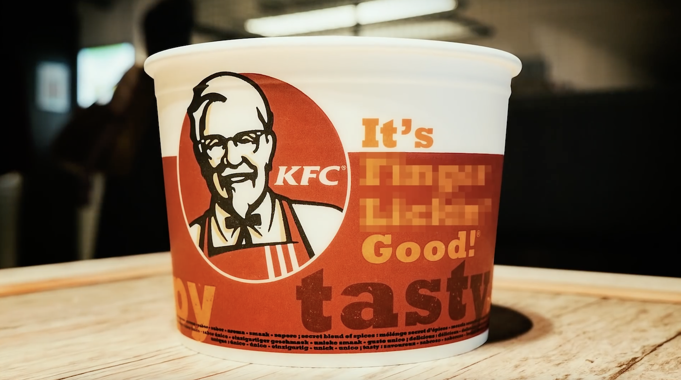 Covid-19 : KFC retire temporairement son slogan "C'est bon à s'en lécher les doigts"