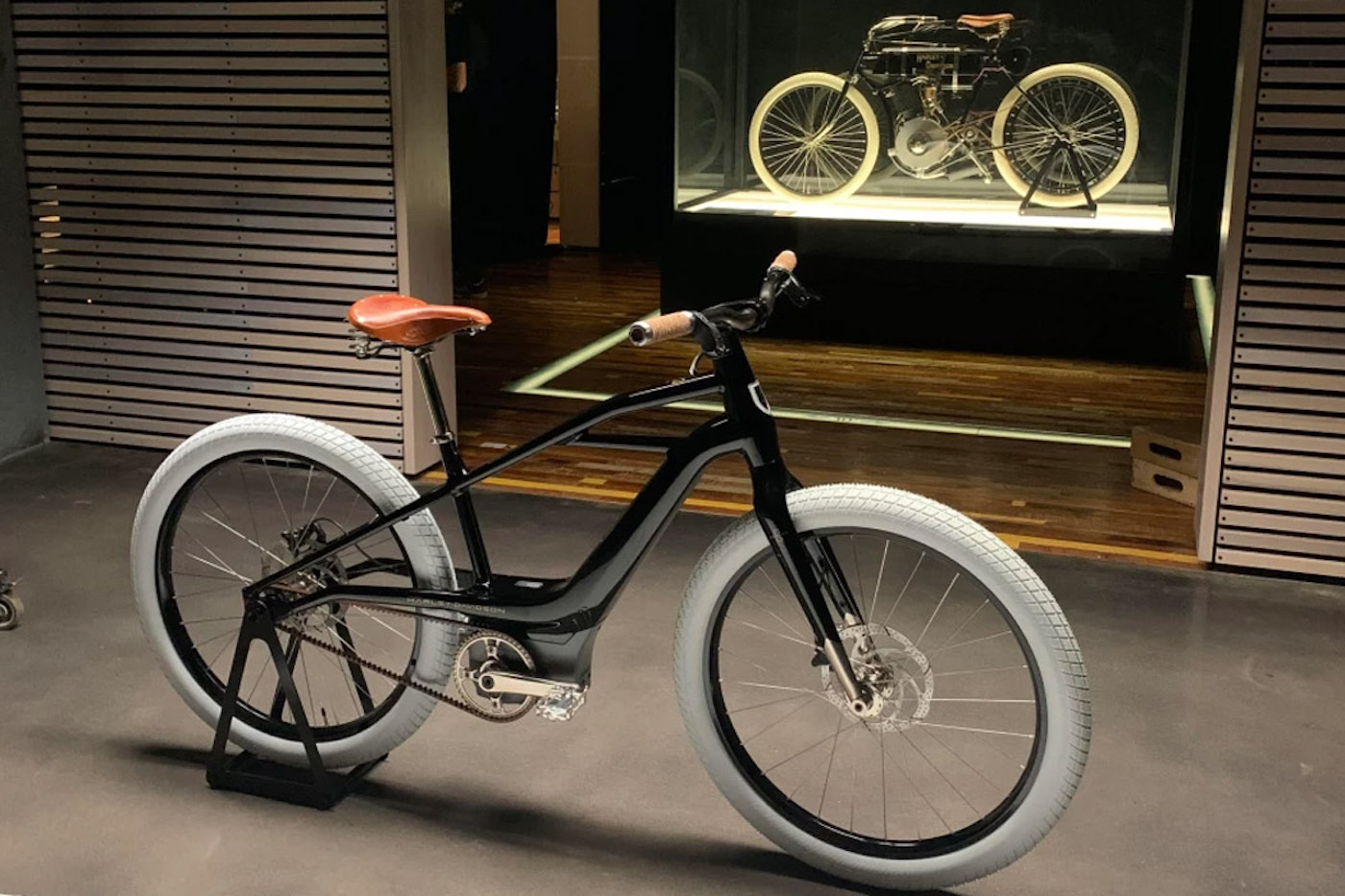 Harley-Davidson lance un vélo électrique dont le design rend hommage à sa première moto