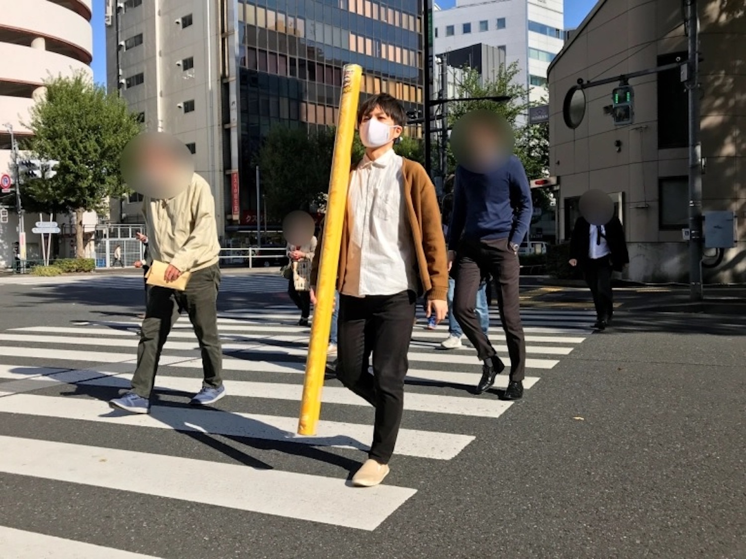 Au Japon, Pringles conçoit crée des tubes selon la taille de ses clients