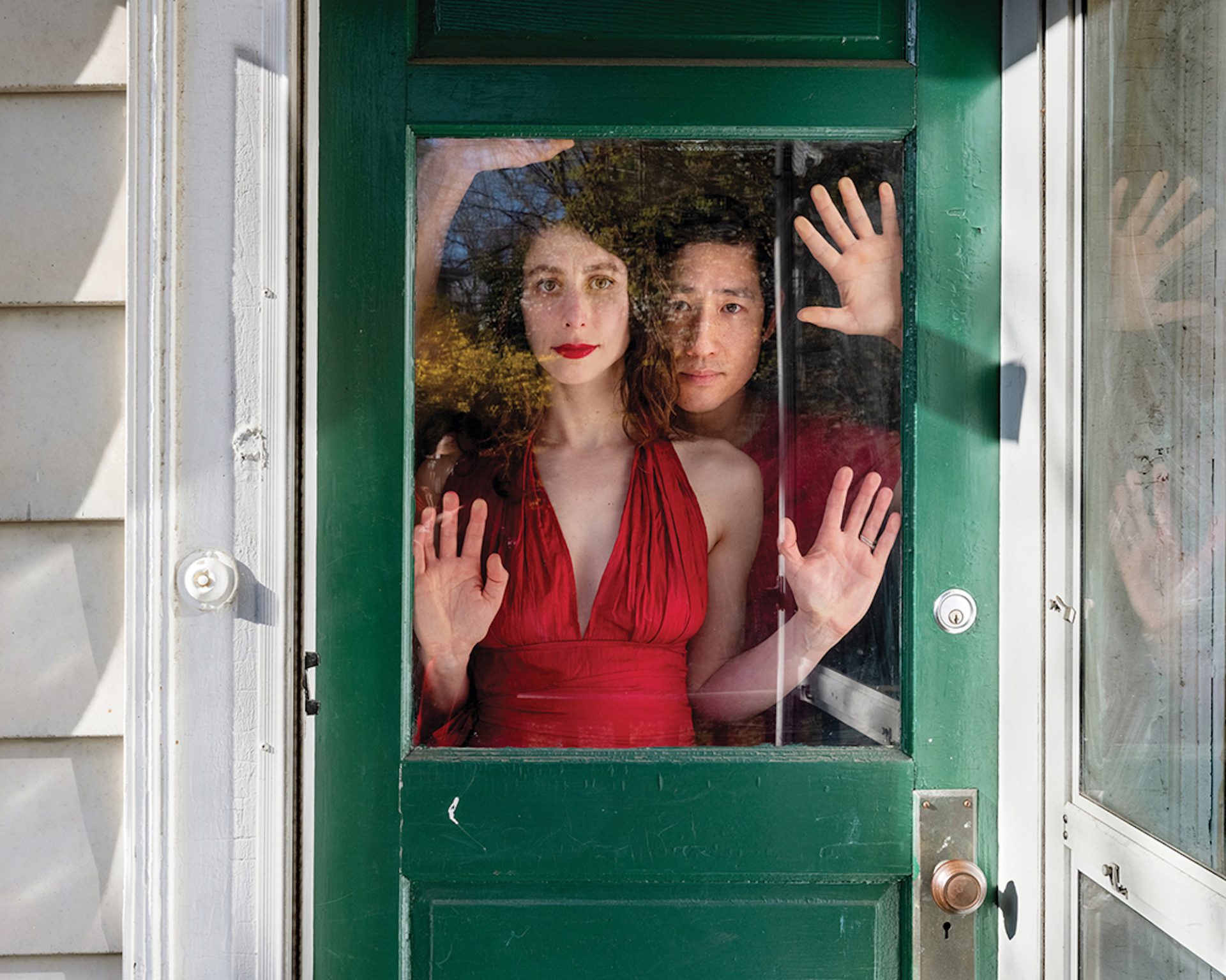 Across Windows : la photographe Rania Matar adapte ses portraits à la pandémie
