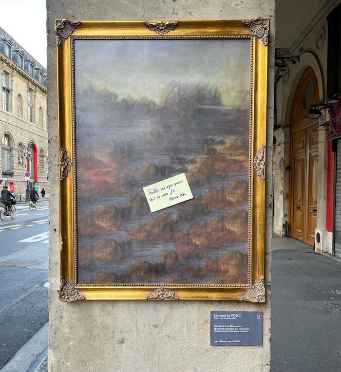 À Paris, la Joconde se fait la malle pour dénoncer la fermeture des musées