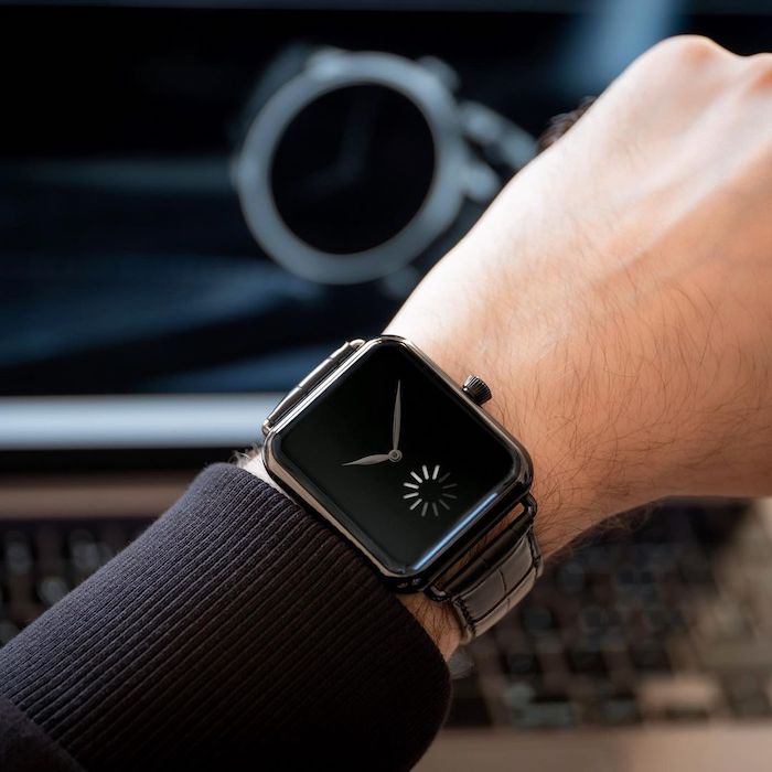 L'horloger suisse H. Moser & Cie. sort une Apple Watch 100% mécanique à 25 000 €
