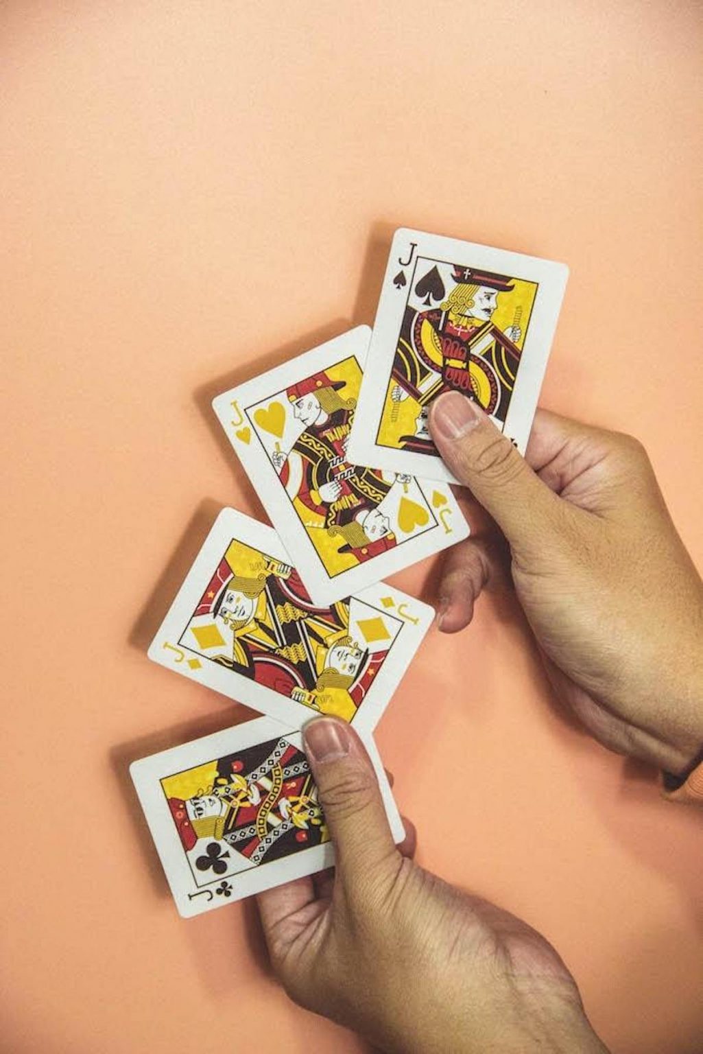 Frites ou Ketchup un design de jeu de cartes inspiré de l'univers des