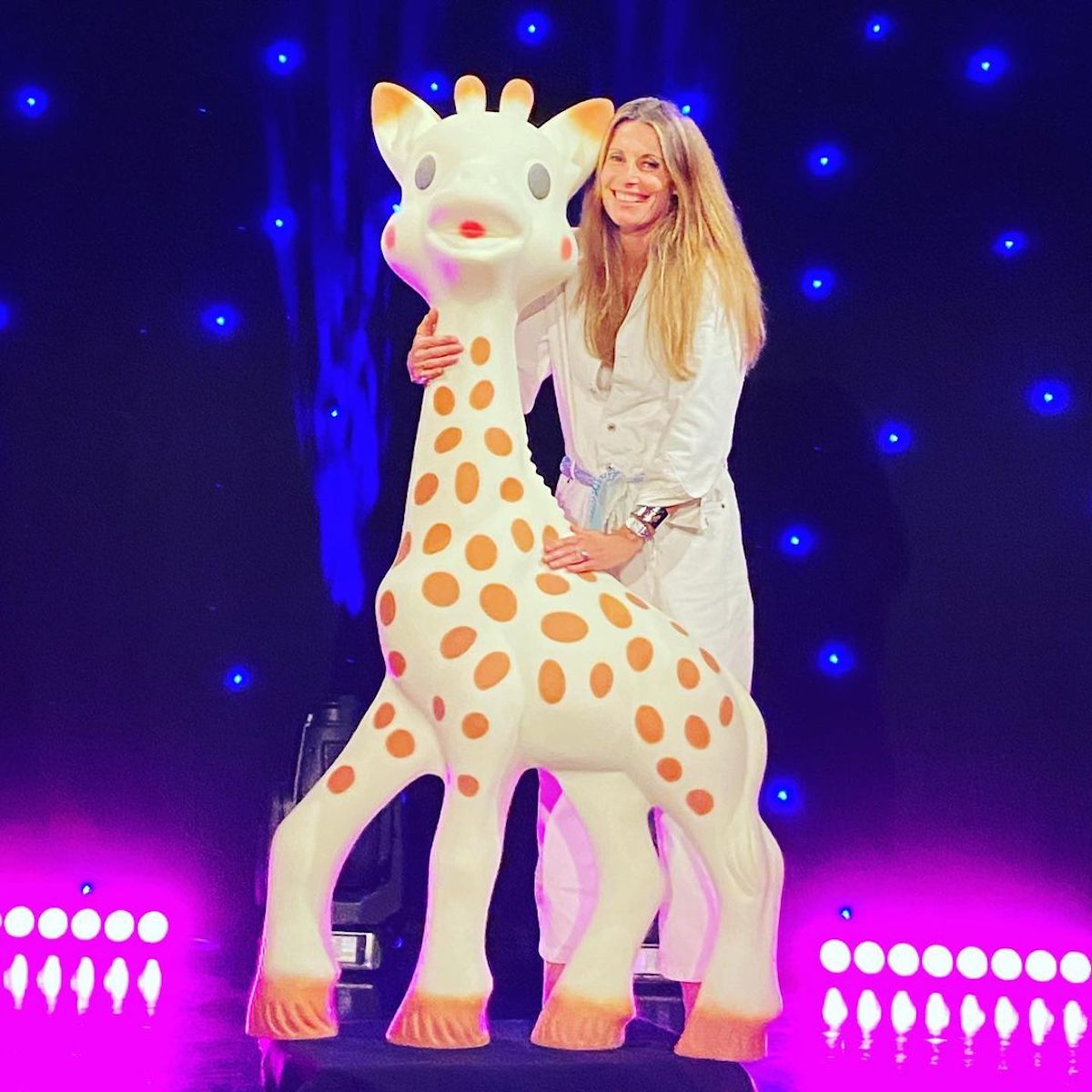 Inquiétude sur les réseaux sociaux après les photos de moisissures de  Sophie la Girafe