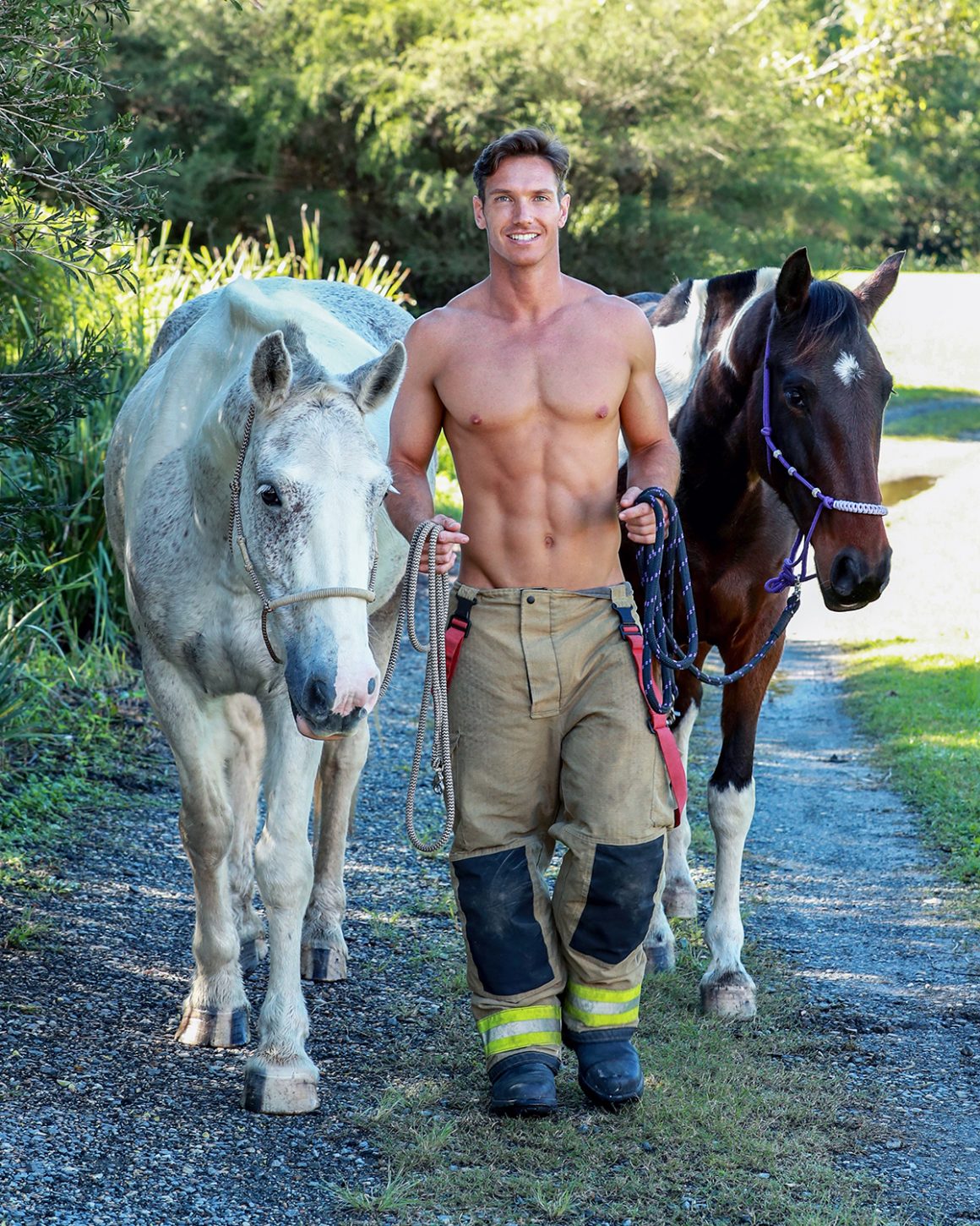 Les Pompiers Australiens Dévoilent Leur Calendrier Sexy Pour 2022