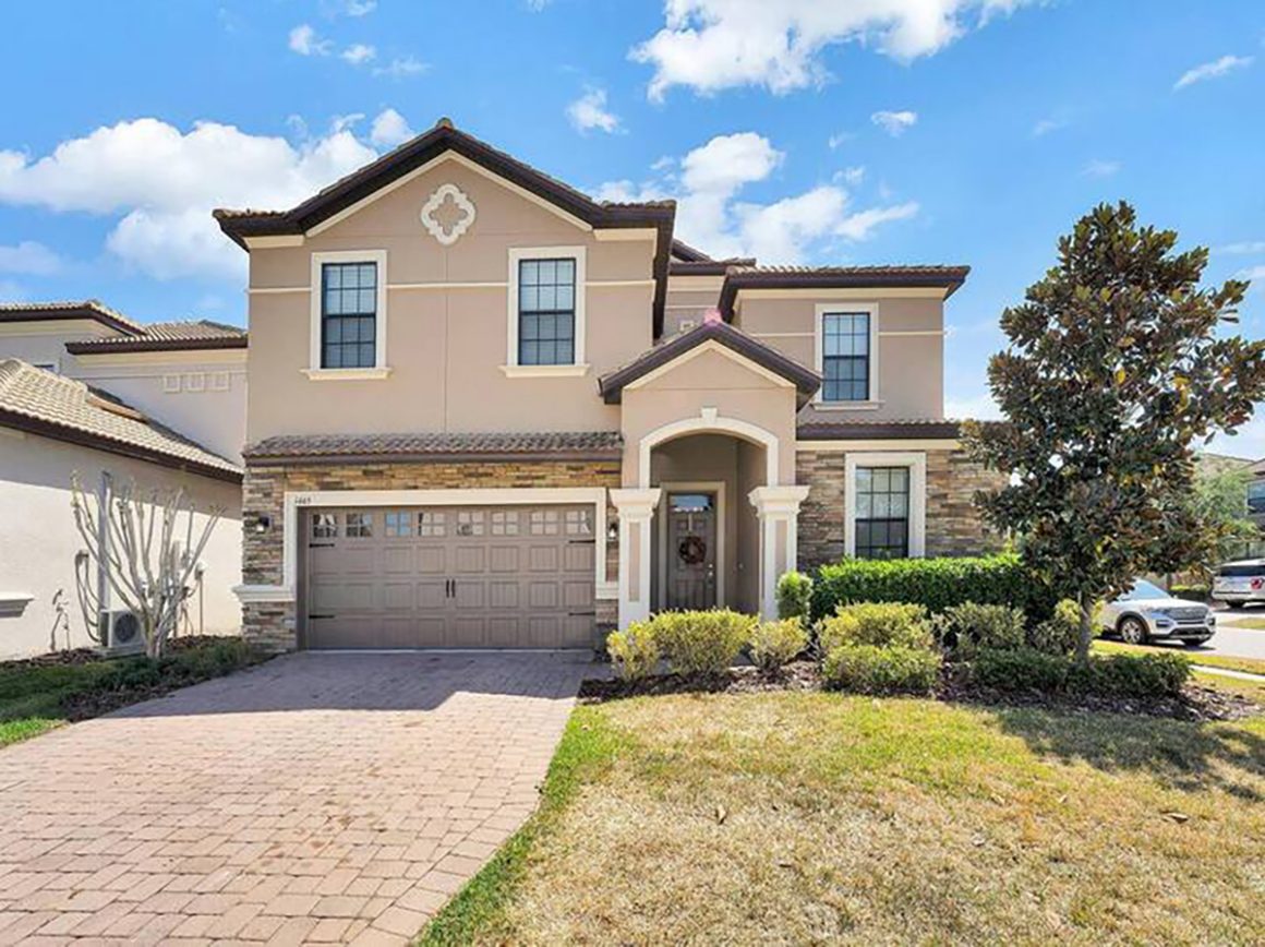 Airbnb une villa sur le thème des dinosaures pour les fans de