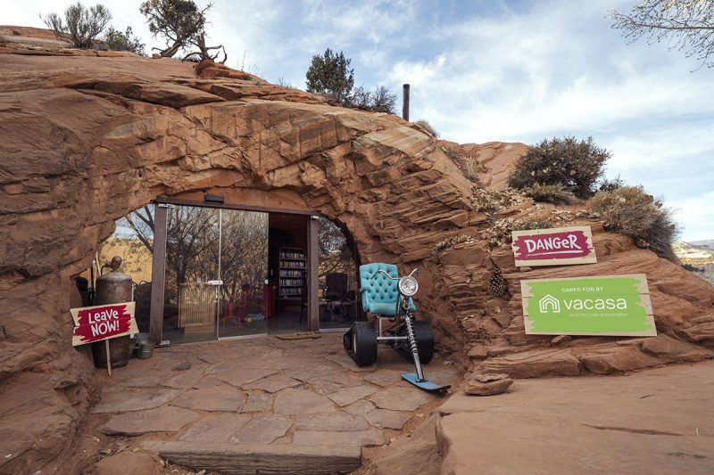 Airbnb met en location la Grotte du Grinch pour les fêtes de Noël