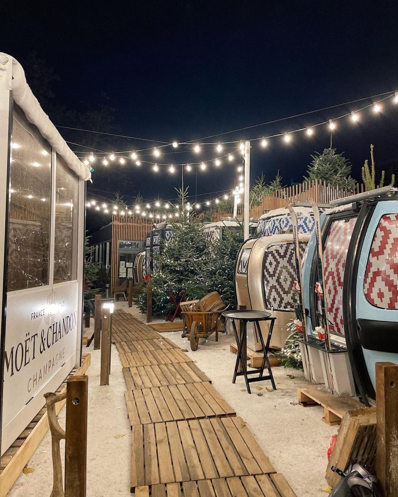 À Paris, ce restaurant se transforme en "station de ski" pour les fêtes