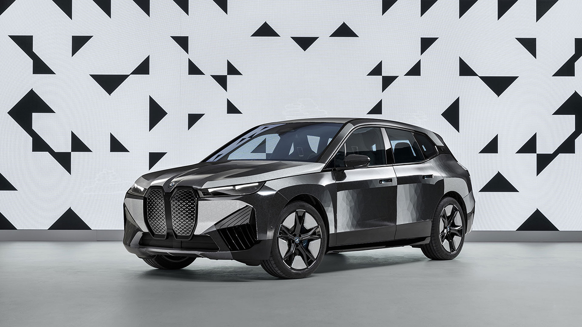 BMW dévoile un prototype de voiture qui peut changer de couleur et