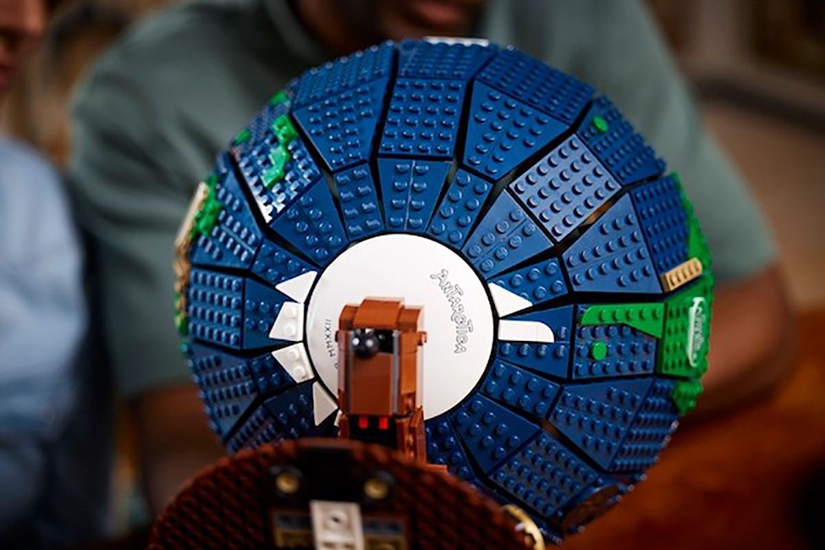 LEGO commercialise un globe terrestre de 2585 pièces à monter soi-même