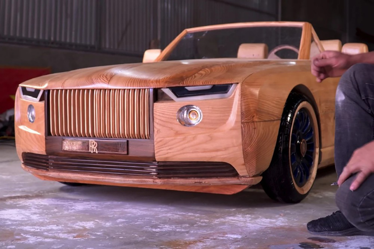 Pour son fils, ce papa créatif fabrique une Rolls-Royce en bois de ses mains ! (vidéo) Par Justine Mellado Replique-miniature-rolls-royce-8