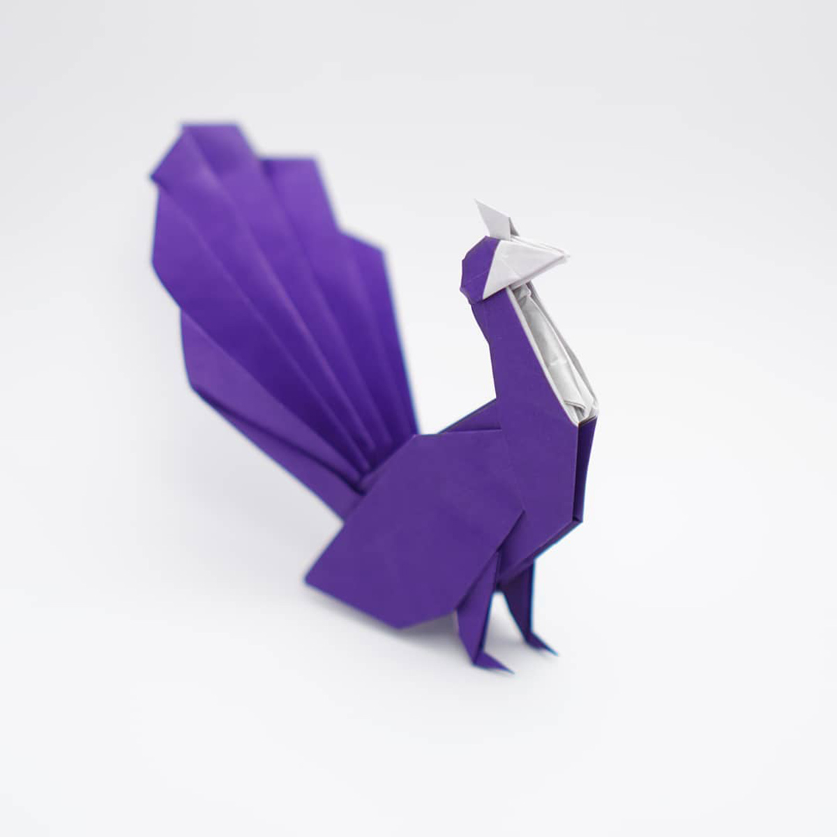 Jo Nakashima dévoile des tutoriels vidéos d'origamis créatifs complexes