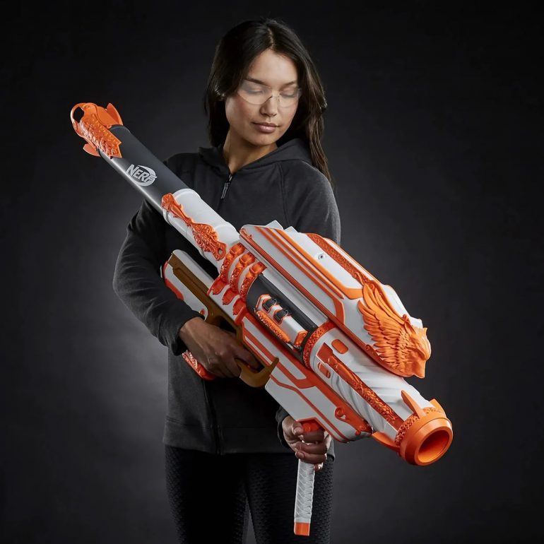 Nerf commercialise un (énorme) blaster inspiré du jeu vidéo Destiny