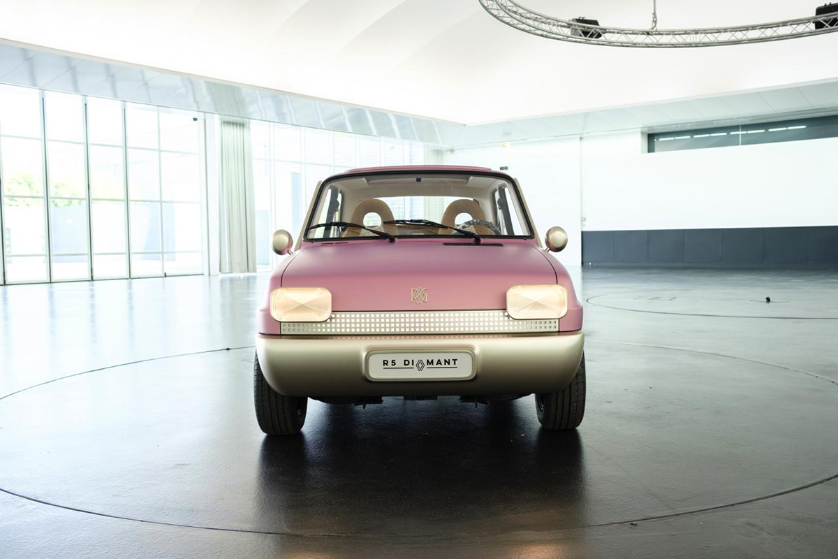 Renault 5 Diamant : une revisite design et ultra-chic pour les 50 ans du modèle ! (vidéo) Par Justine Mellado Renault-5-moderne-50-ans-12