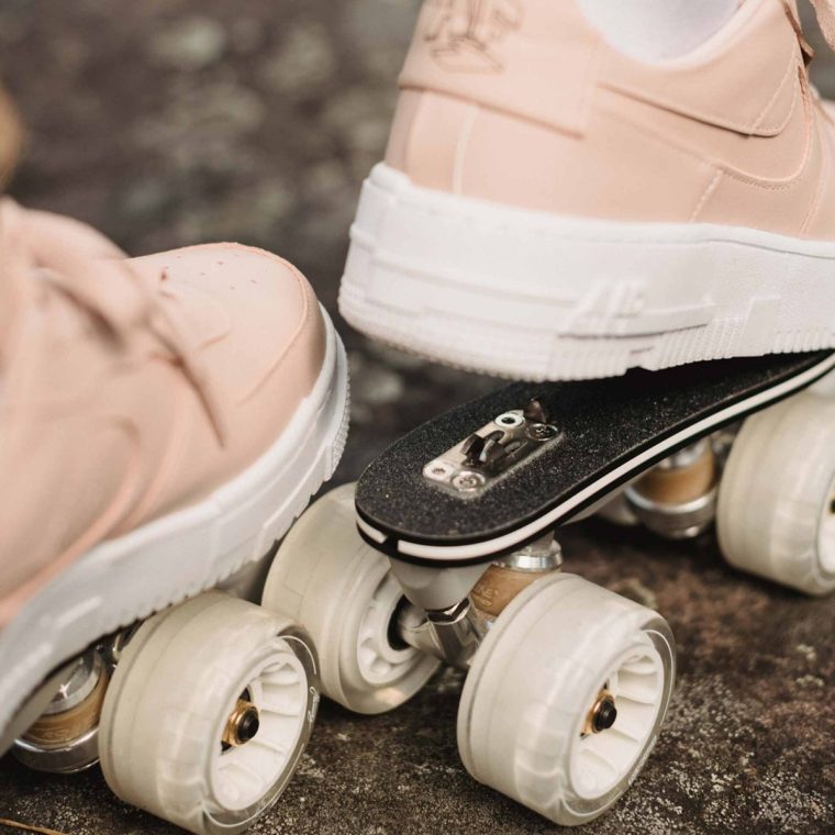 Des rollers détachables en un clic qui s’adaptent à toutes les chaussures