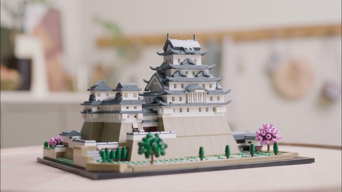 LEGO commercialise une réplique de 2125 pièces du château d'Himeji au Japon