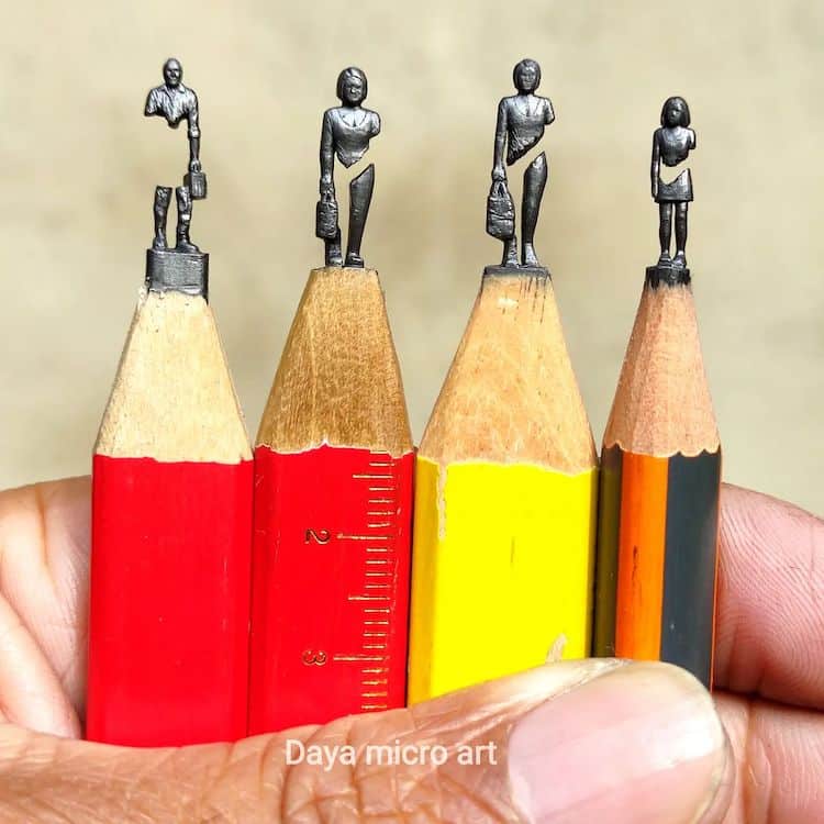 Les chefs-d'œuvre miniatures sculptés sur une mine de crayon par Daya Micro  Art