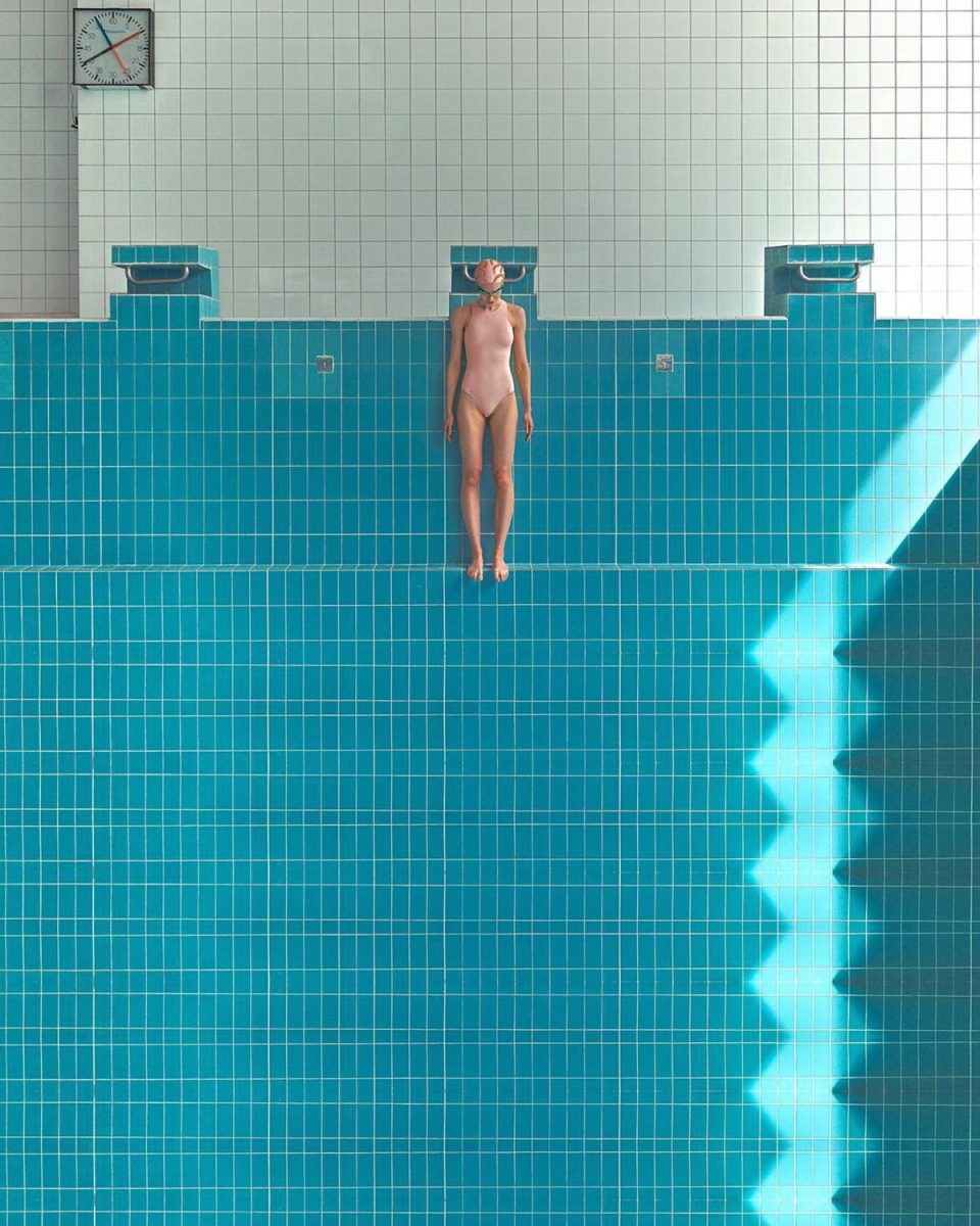 Les photos hypnotiques de Maria Svarbova au cœur des piscines ...